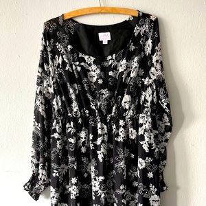 Isabel Maternity Dress XL Floral Black & White Chiffon Long Sleeve